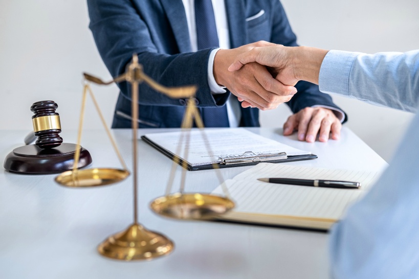 退職代行でも離職票は受け取れる。貰えない時は問い合わせ、最悪弁護士に相談する