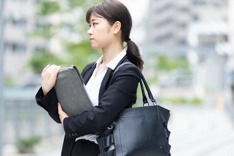 退職代行を利用。派遣も辞めることができる?おすすめ業者も紹介!
